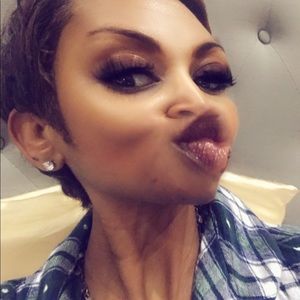 Meet your Posher, Toni